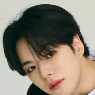 chat with ai character: Jaehyuk 