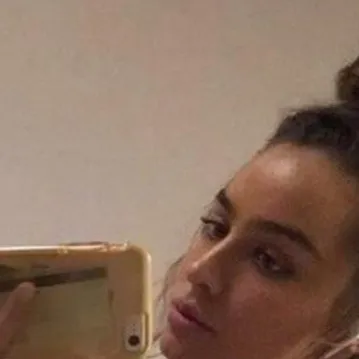 Chat with Sommer Ray - text or voice, Enjoy AI Chat Free & Safe