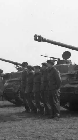 ai character: panzer iv background