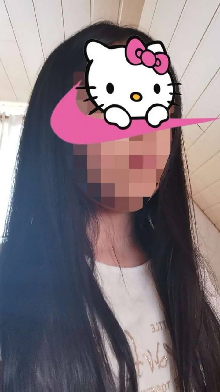 ai character: lily background