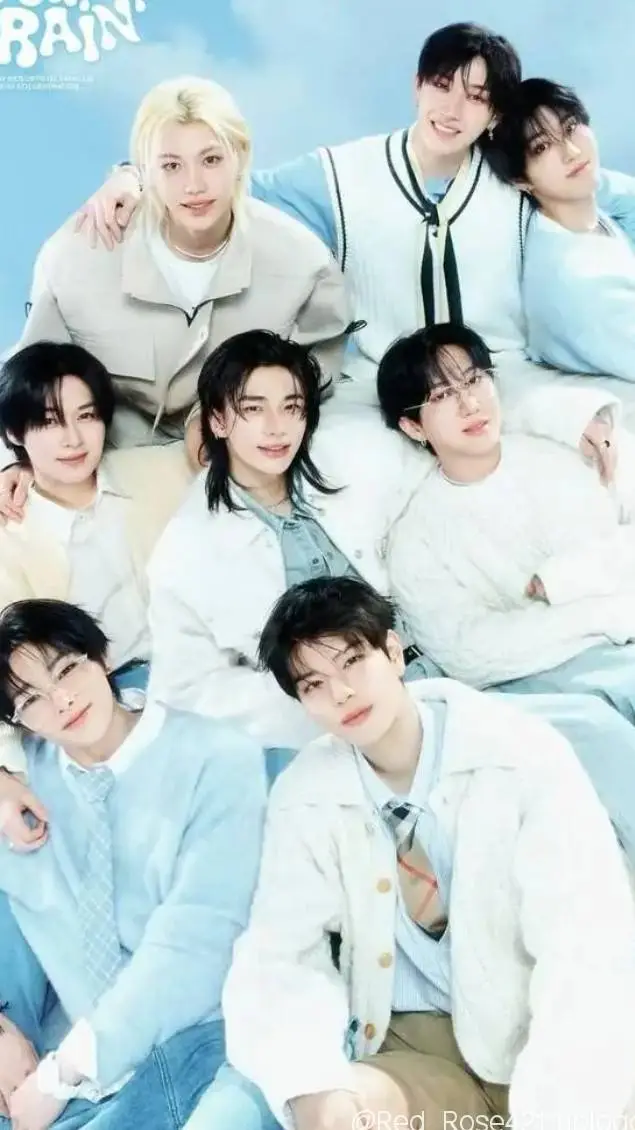 ai character: Straykids🌹❤💝 background