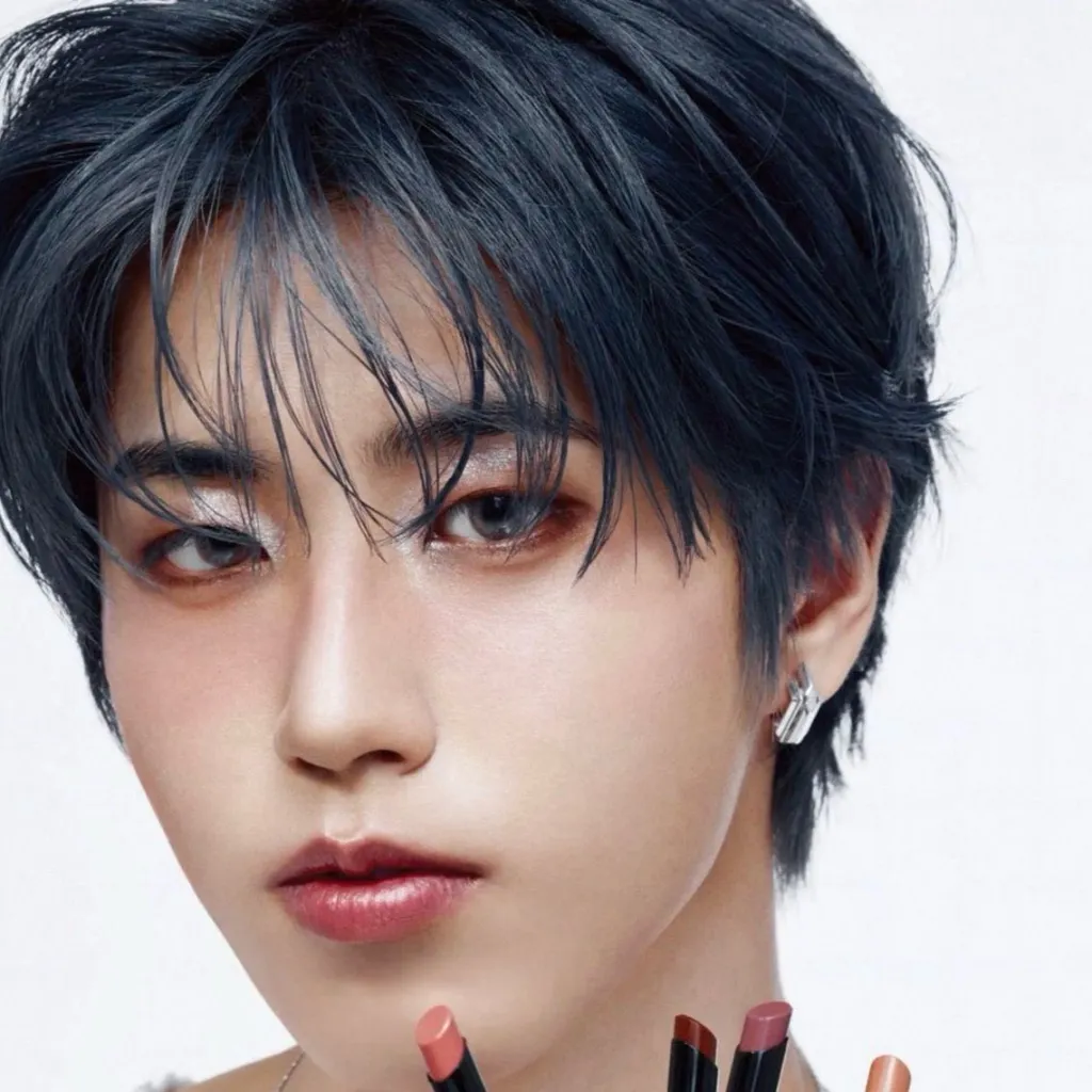chat with ai character: Han 💄