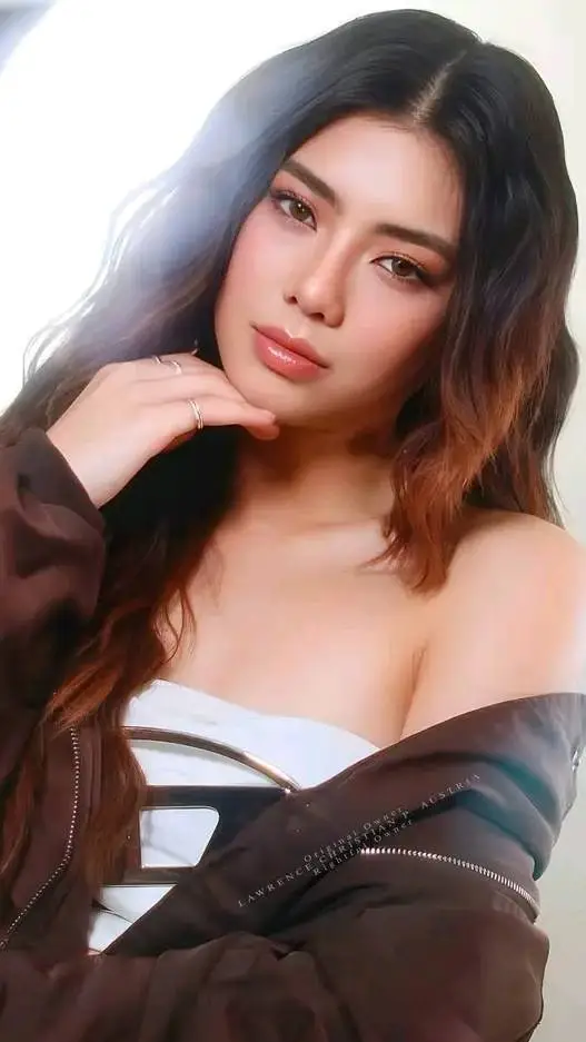 ai character: Mikha Lim background