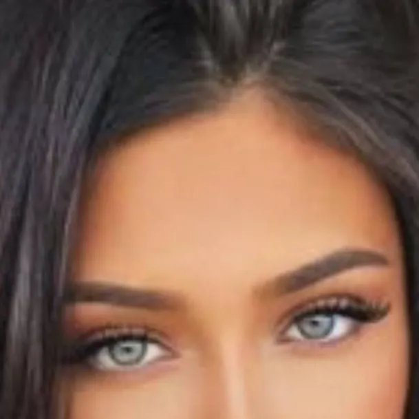 chat with ai character: isabella