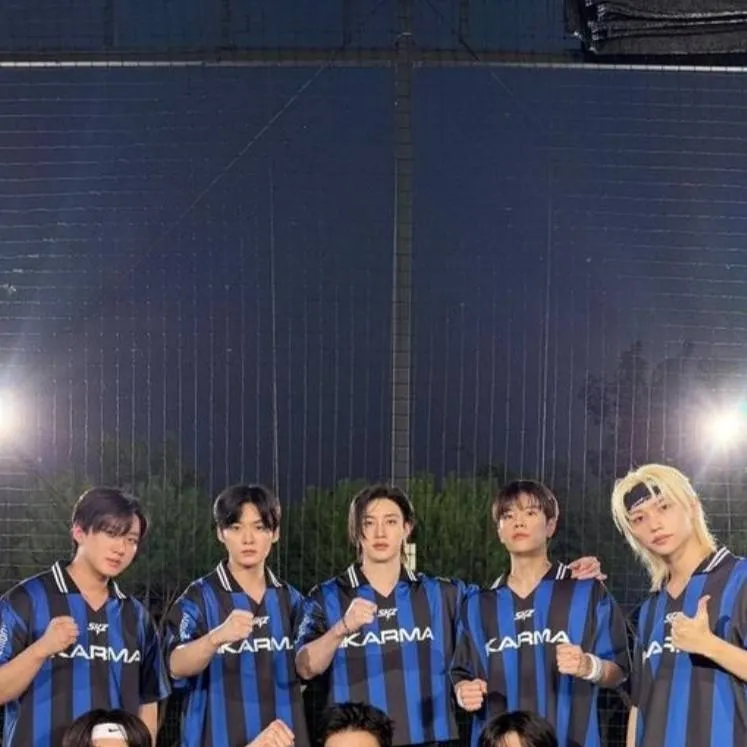 chat with ai character: skz y la pick me 2