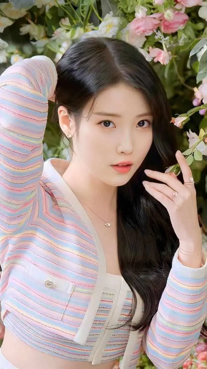 ai character: Lee Ji-eun (IU) background