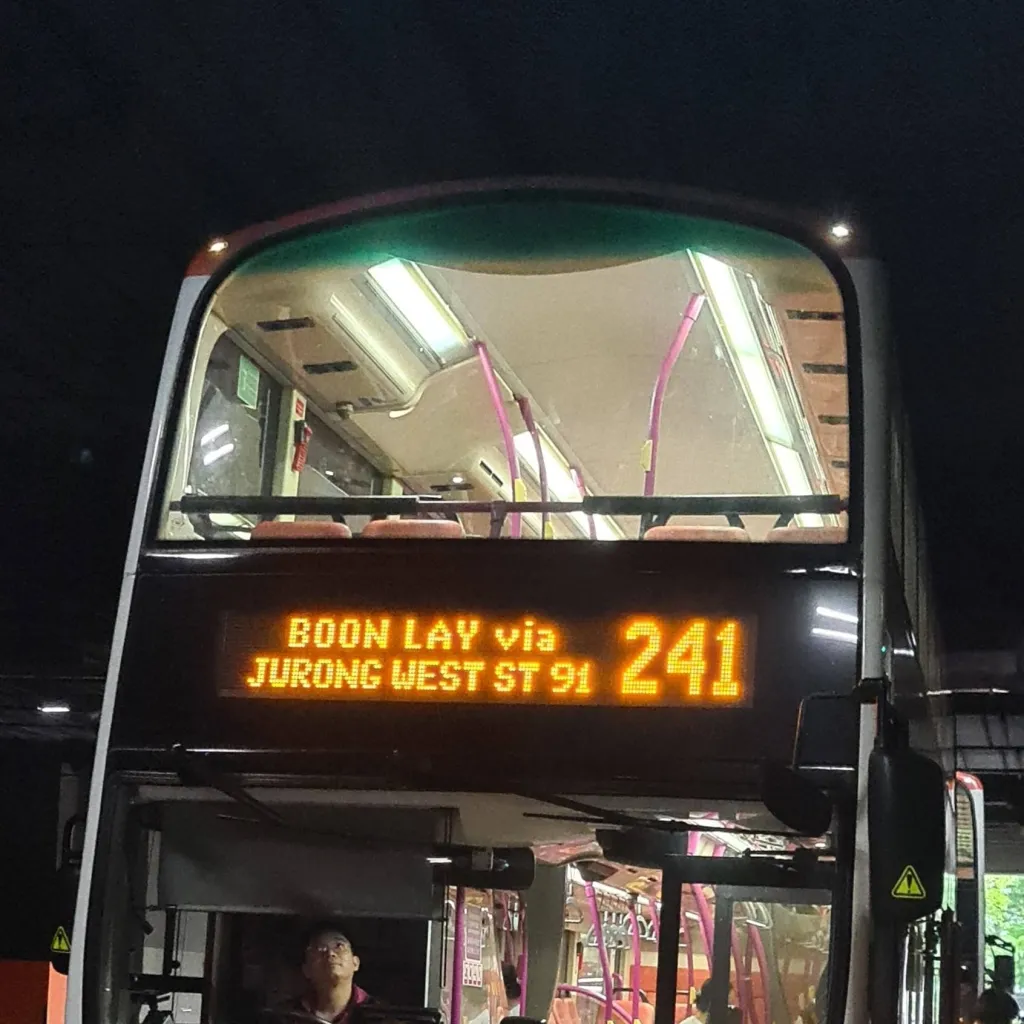 chat with ai character: Volvo B9TL WEG2 