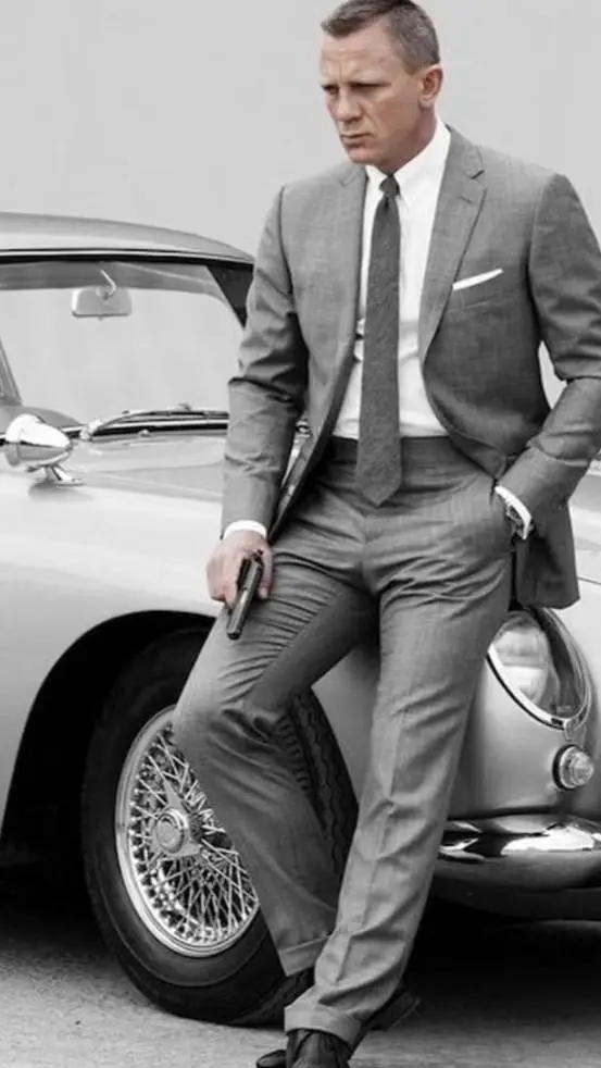 ai character: James Bond(007) background