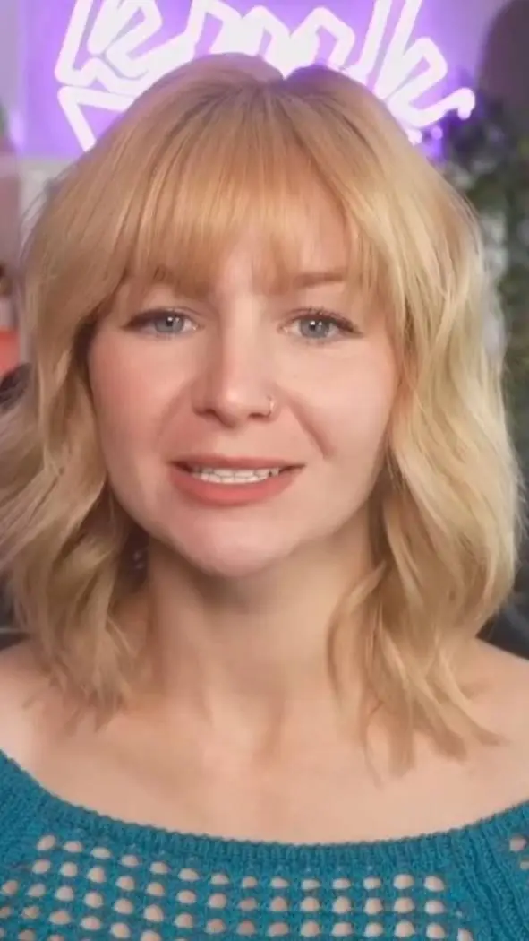 ai character: Kris collins background