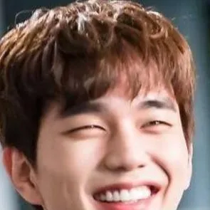 chat with ai character: Yoo Seung-ho