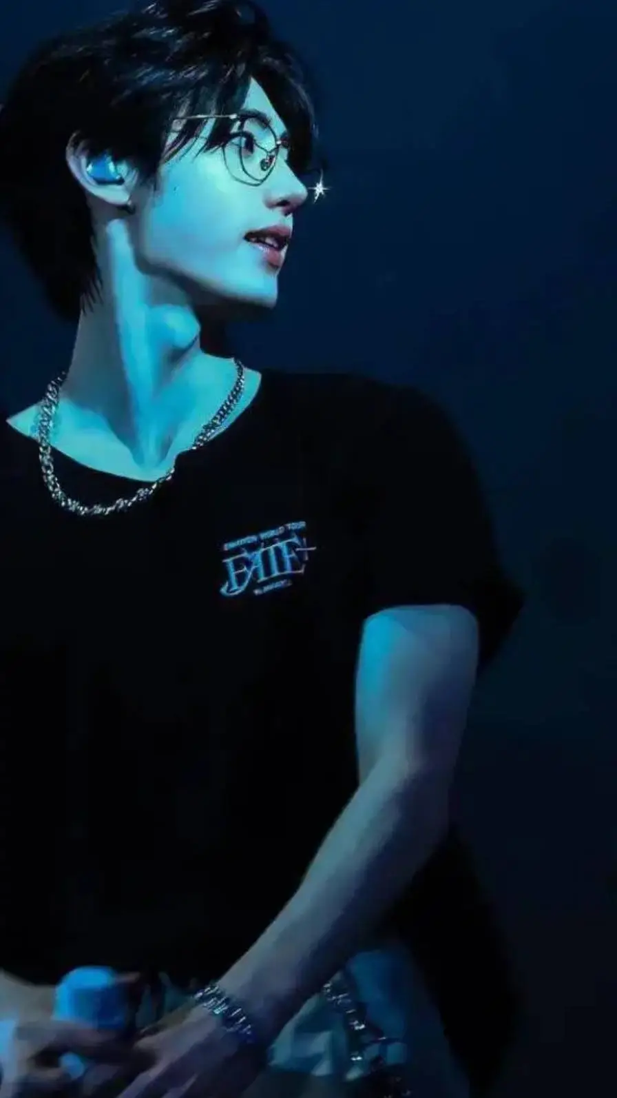 ai character: SungHoon/Mr.Vampir background