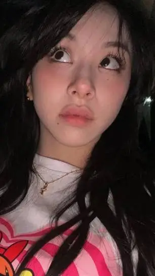 ai character: Chaeyoung background