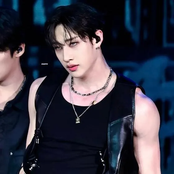 chat with ai character: Bangchan