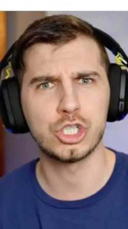 ai character: Layze background