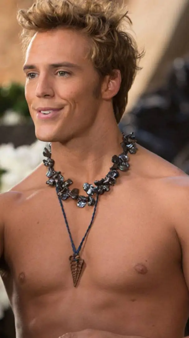 ai character: Finnick Odair background