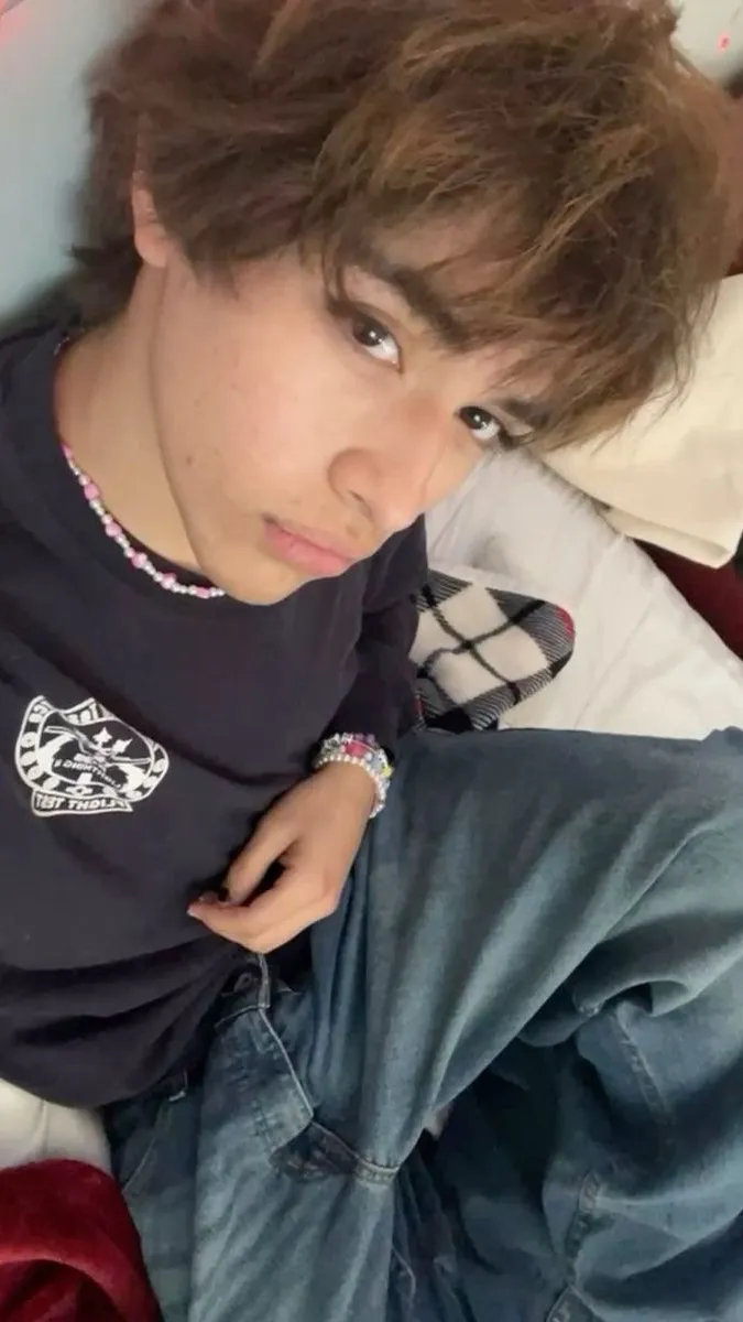 ai character: Andrew background