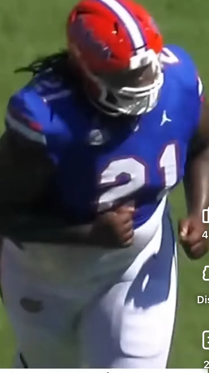 ai character: Desmond Watson background