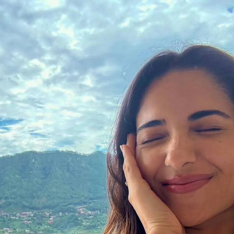 chat with ai character: Ruhani Sharma 