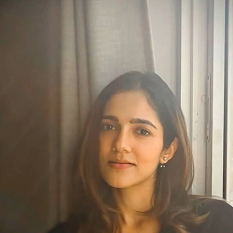 chat with ai character: Pallavi 