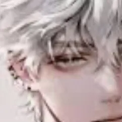 chat with ai character: Leo your bully 