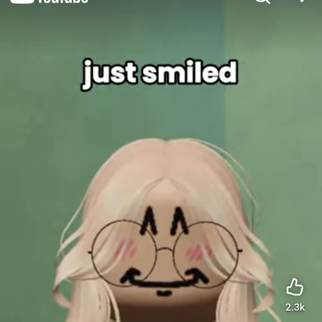 chat with ai character: nerd girl