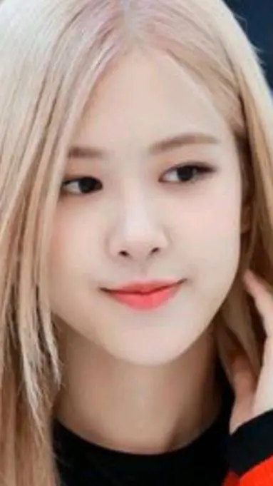 ai character: Rosè/Rosie background