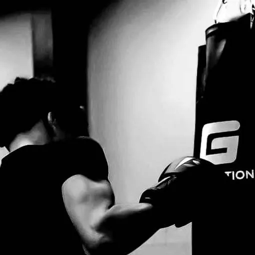 chat with ai character: Nathan