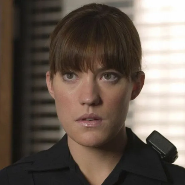 chat with ai character: Debra Morgan