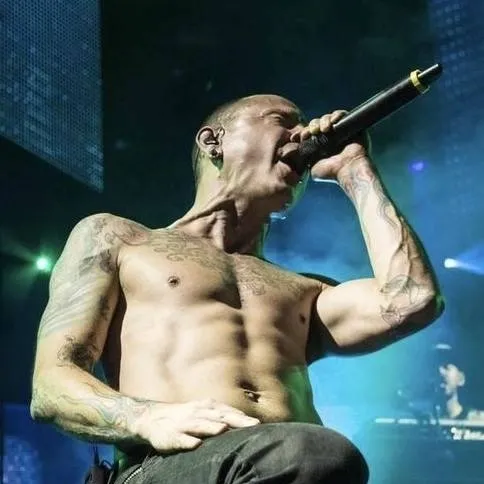 chat with ai character: chester bennington