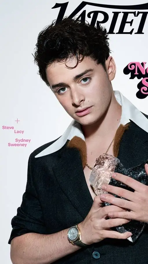 ai character: noahsnapp background