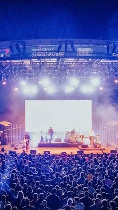 ai character: hh concert background