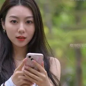 chat with ai character: Alyssa