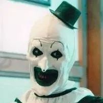 chat with ai character: Art