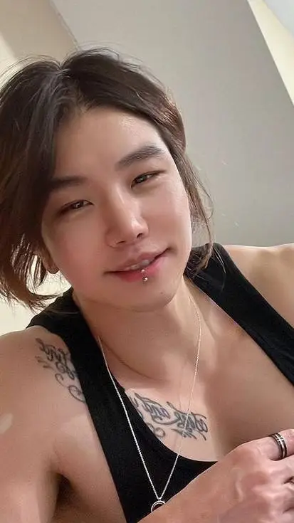 Talkie AI - Chat with jave Mowgli's RJ ♈
