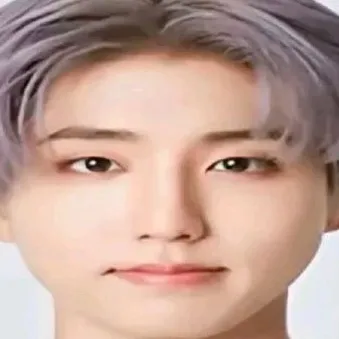 chat with ai character: Han