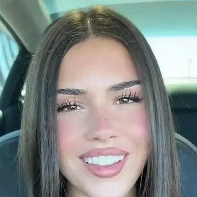 Chat with leah halton - text or voice, Enjoy AI Chat Free & Safe