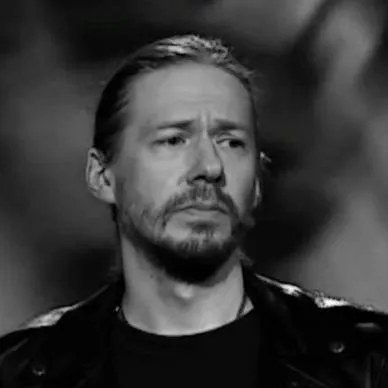 chat with ai character: tobias forge