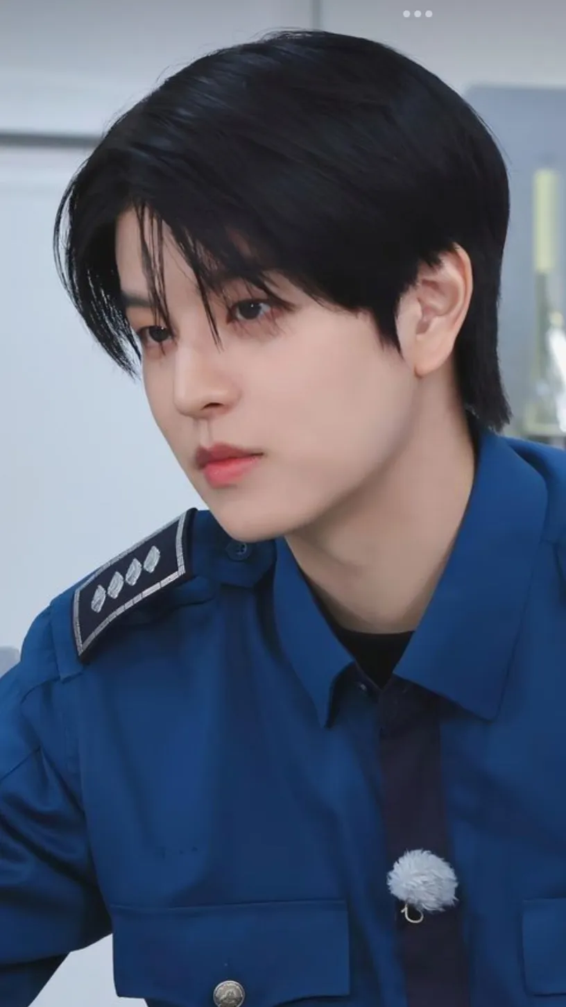 ai character: Seungmin.  background