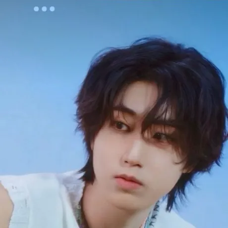 chat with ai character: “Han jisung.”