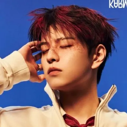 chat with ai character: "Kim seungmin"