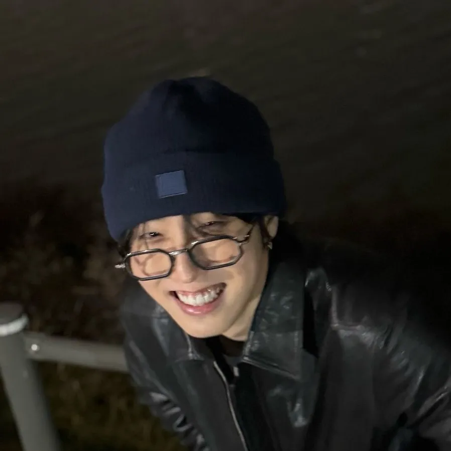 chat with ai character: Han jisung.