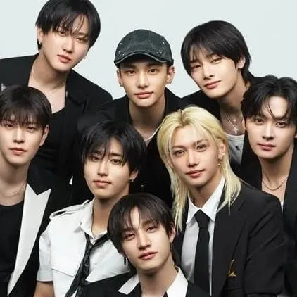 chat with ai character: skz new member