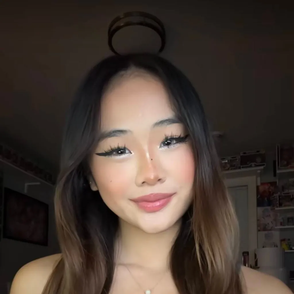 chat with ai character: cas