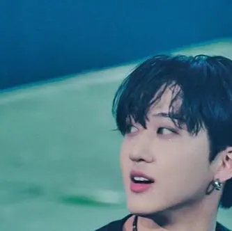 chat with ai character: Changbin