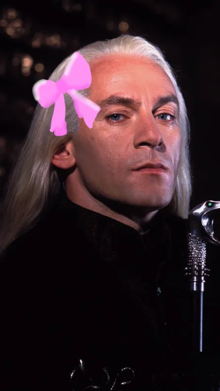 ai character: Lucius background