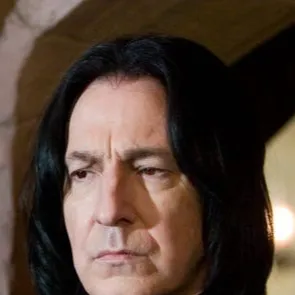 chat with ai character: Sev