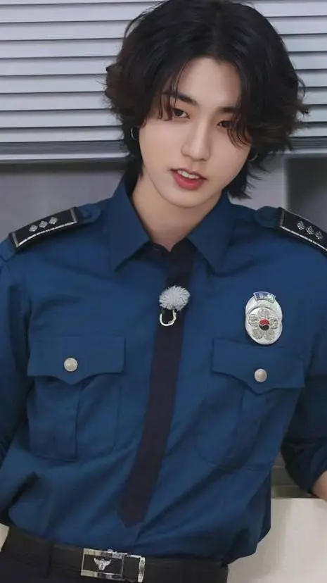 ai character: Han Jisung background