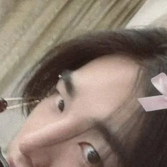 chat with ai character: hyunjin (skz) 