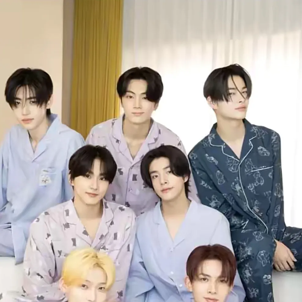 chat with ai character: ENHYPEN