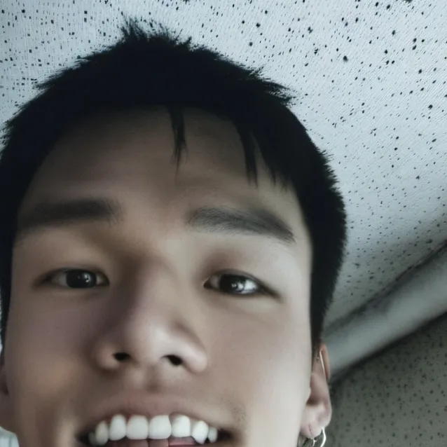 chat with ai character: prince